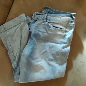 Capri Jeans